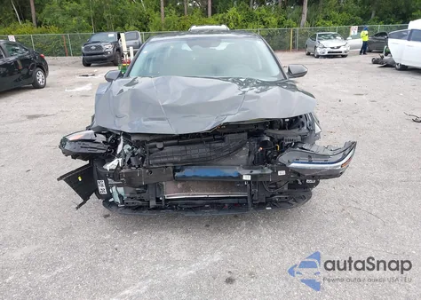 2024 Hyundai Elantra Sel from USA, damaged, VIN KMHLM4DG8RU749226